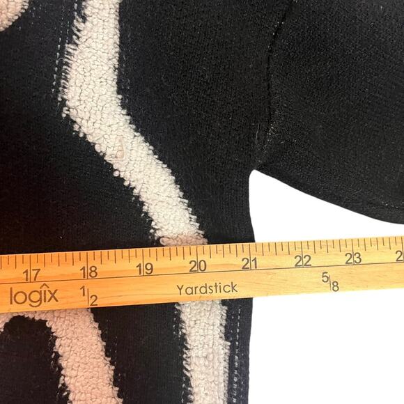 Dinosaur Knit Sweater Womens XS Black White Fuzzy 3D Pullover Novelty T Rex - Picture 7 of 8